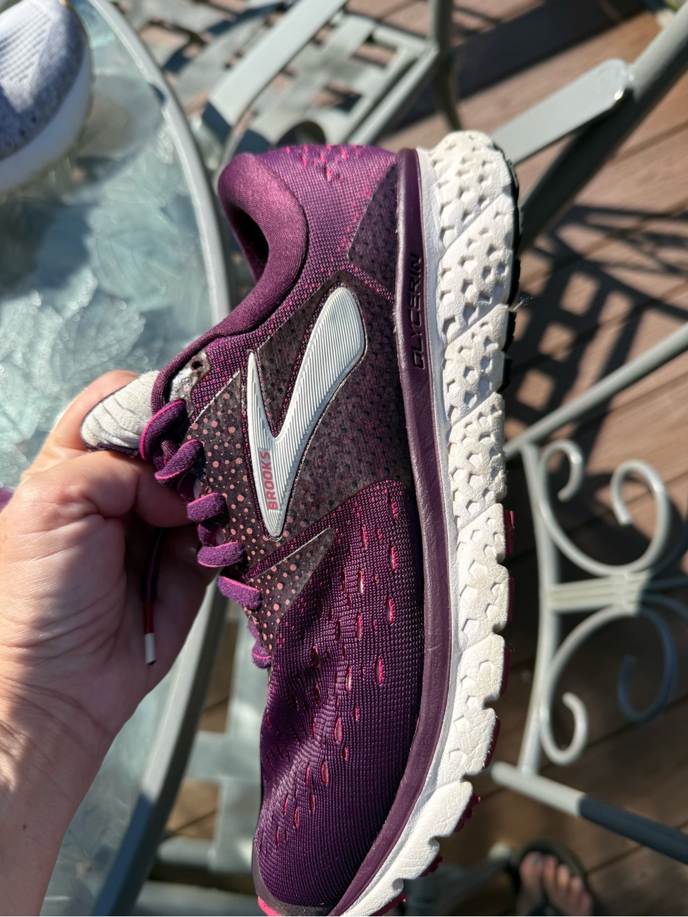 Brooks Women's Running Sneaker - Purple & White
